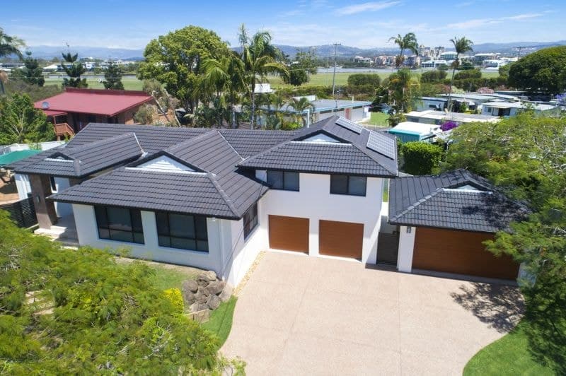 3 Garden Grove Street, Carrara - Image 1