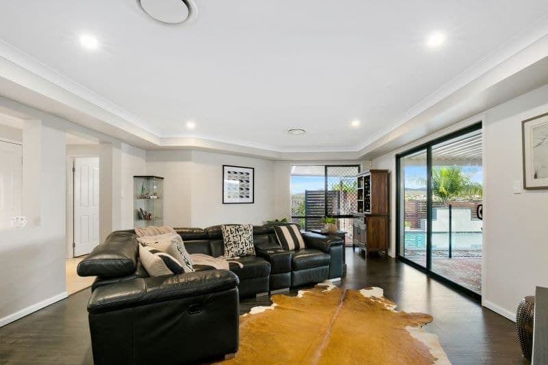 18 Salvado Drive, Pacific Pines - Thumbnail 7