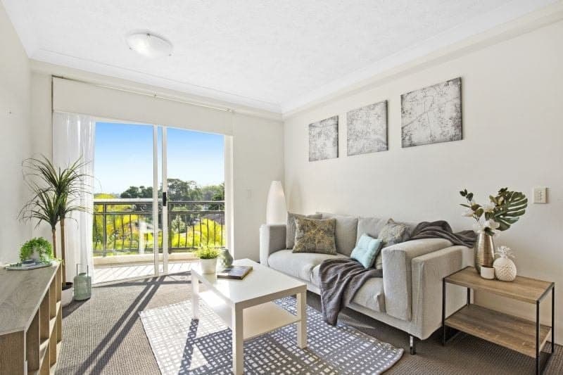 405/2988 Surfers Paradise Boulevard, Surfers Paradise - Thumbnail 4