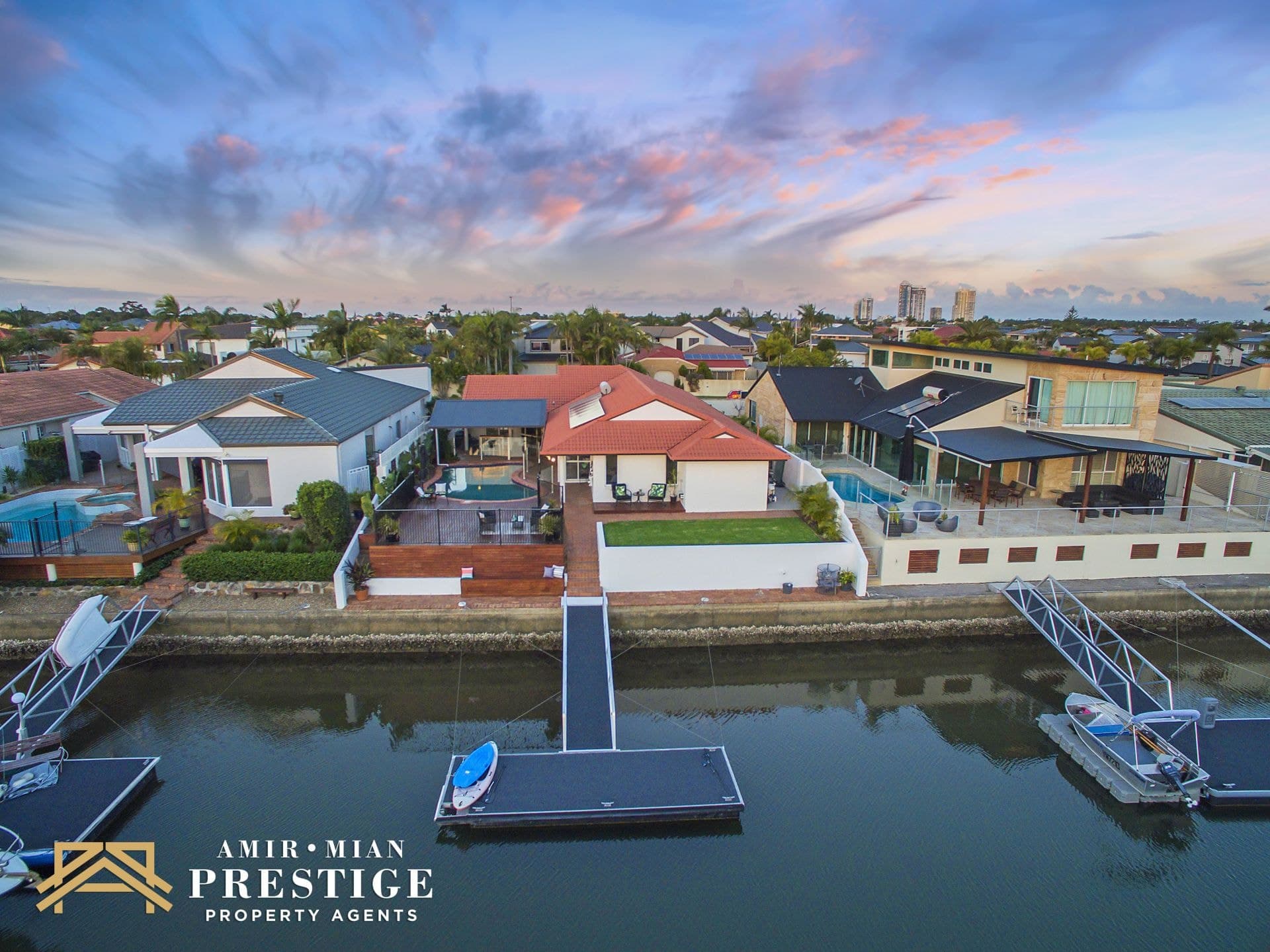 93 PEBBLE BEACH Drive, Runaway Bay - Thumbnail 2