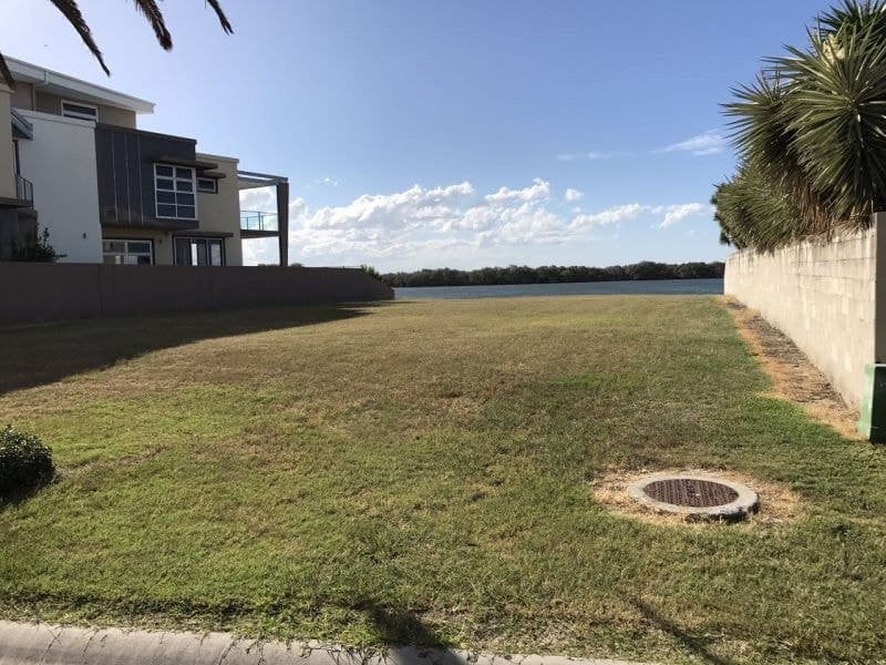 25 Knightsbridge Parade West, Sovereign Islands - Thumbnail 4