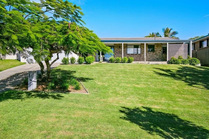 6 Wallaroo Way, Ashmore - Image 1