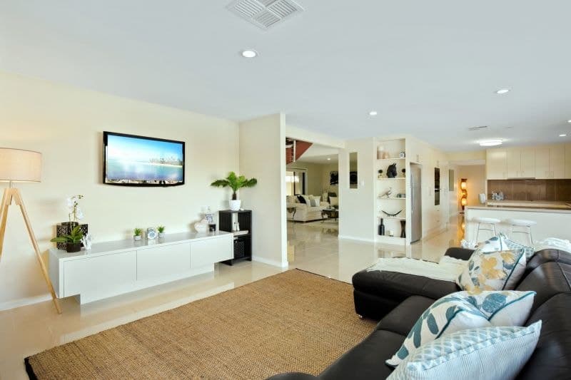 38 Jaguar Drive, Bundall - Thumbnail 6