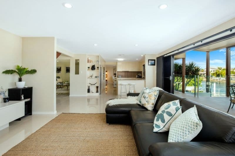 38 Jaguar Drive, Bundall - Thumbnail 8