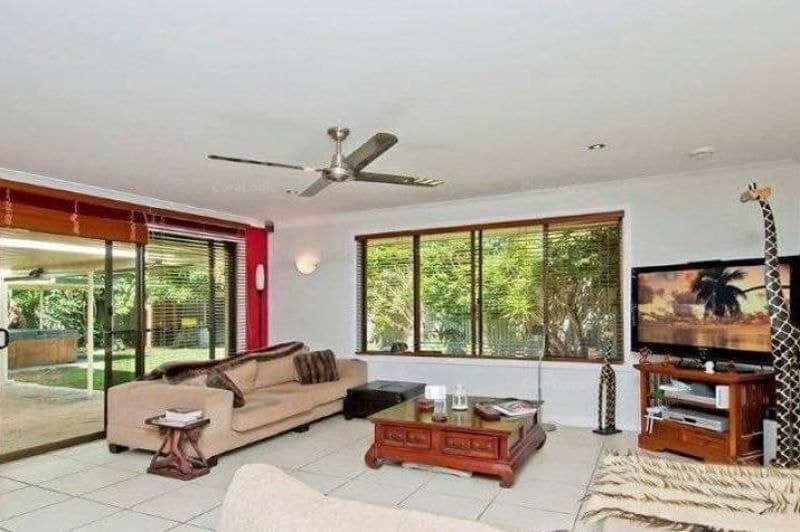 6 Mccleary Street, Bundall - Thumbnail 4