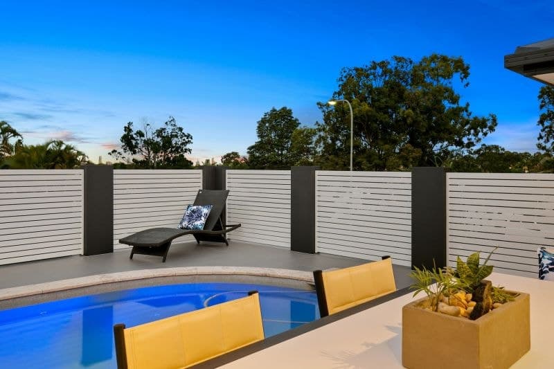 2 Chartwell Drive, Benowa - Image 1