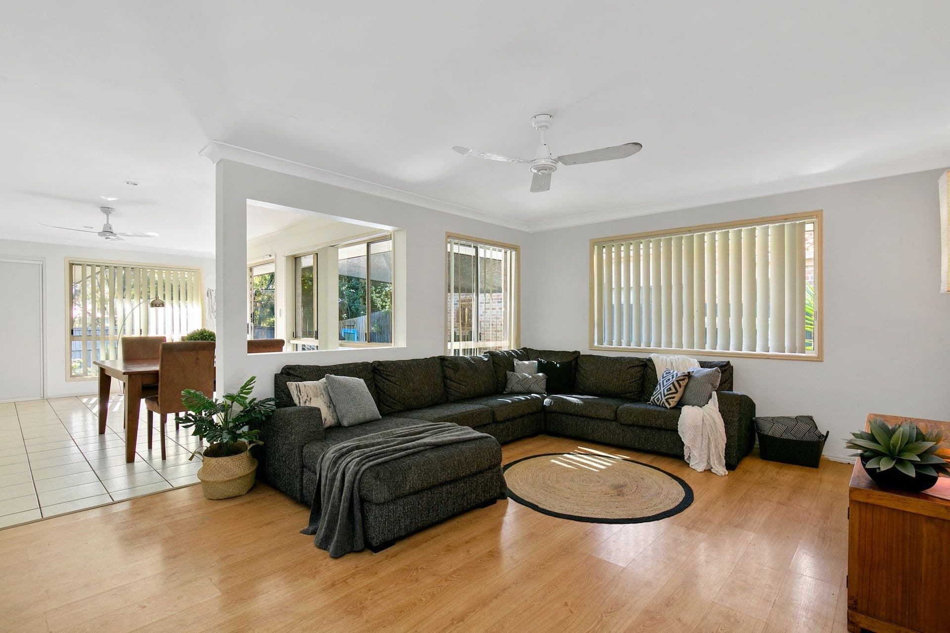 2 Curriculum Way, Upper Coomera - Thumbnail 4