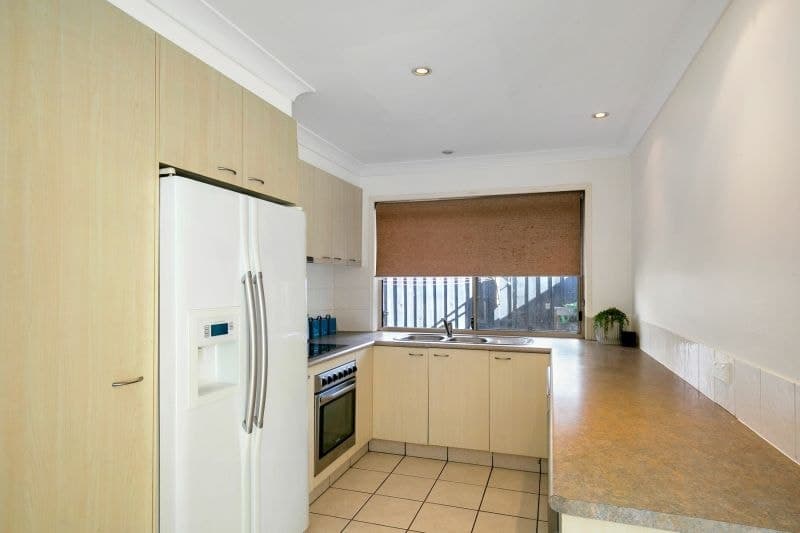 2 Curriculum Way, Upper Coomera - Thumbnail 5