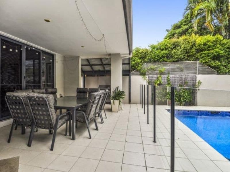 26 Daimler Drive, Bundall - Thumbnail 5