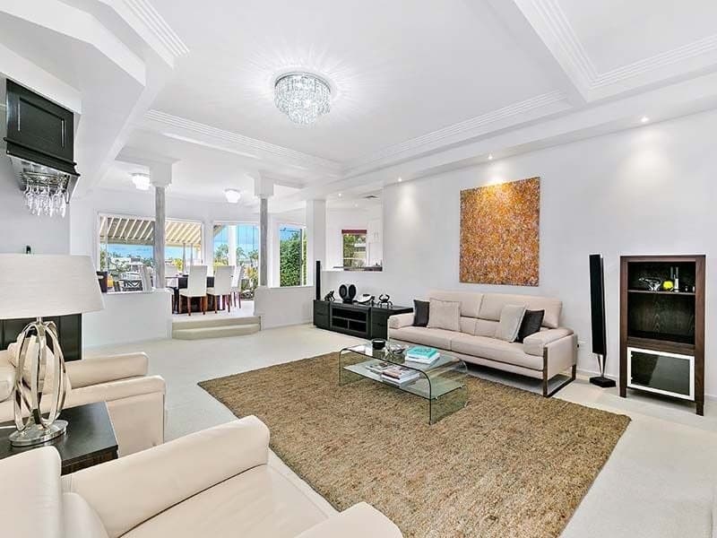 64 Pebble Beach Drive, Runaway Bay - Thumbnail 2