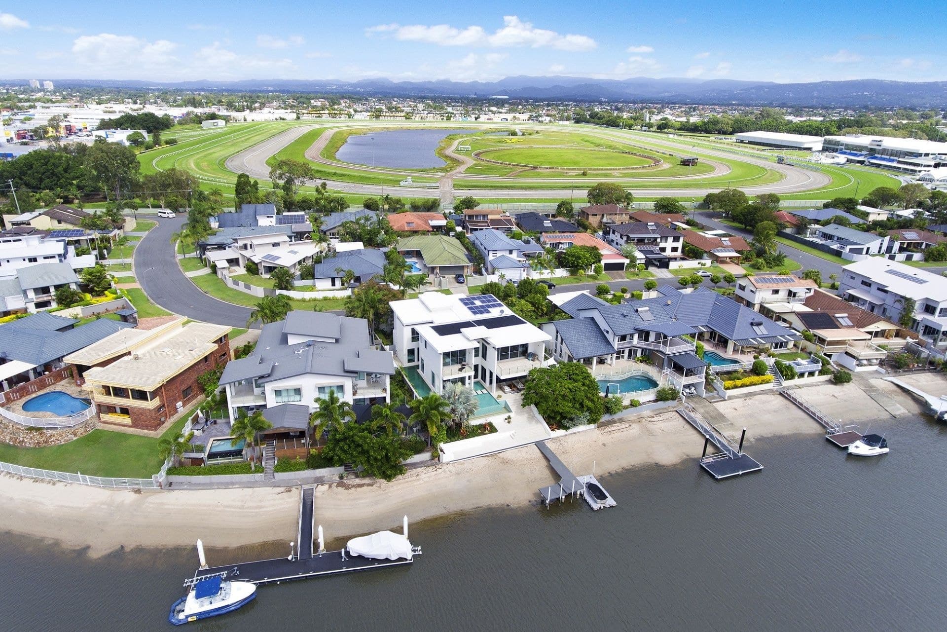 15 Daimler Drive, Bundall - Image 1