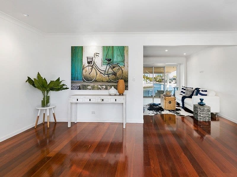 16 Alvarado Court, Broadbeach Waters - Thumbnail 3