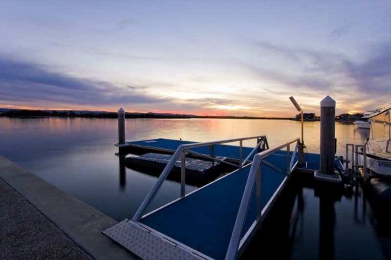 19 Queen Anne Court, Sovereign Islands - Thumbnail 3
