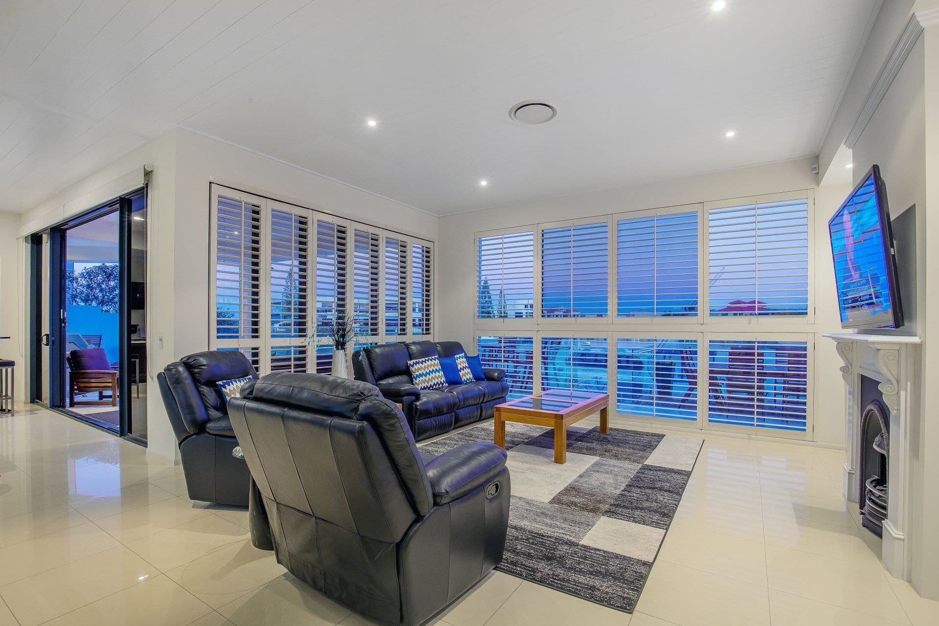 56 Royal Albert Crescent, Sovereign Islands - Thumbnail 4