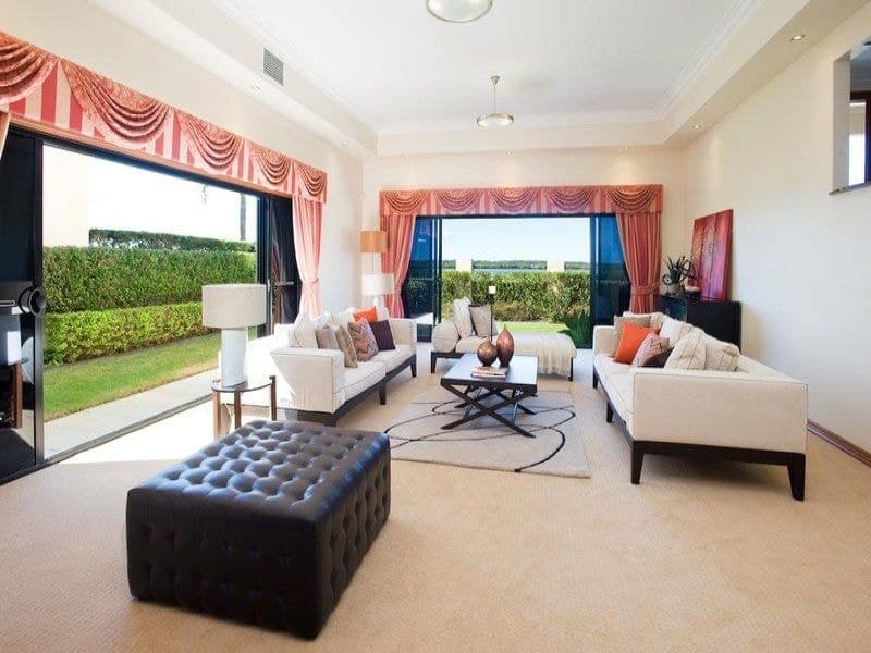23 King Charles Drive, Sovereign Islands - Thumbnail 5