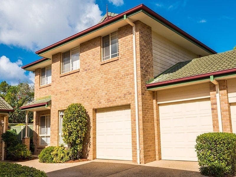 4/18 Charlton Street, Southport - Thumbnail 2
