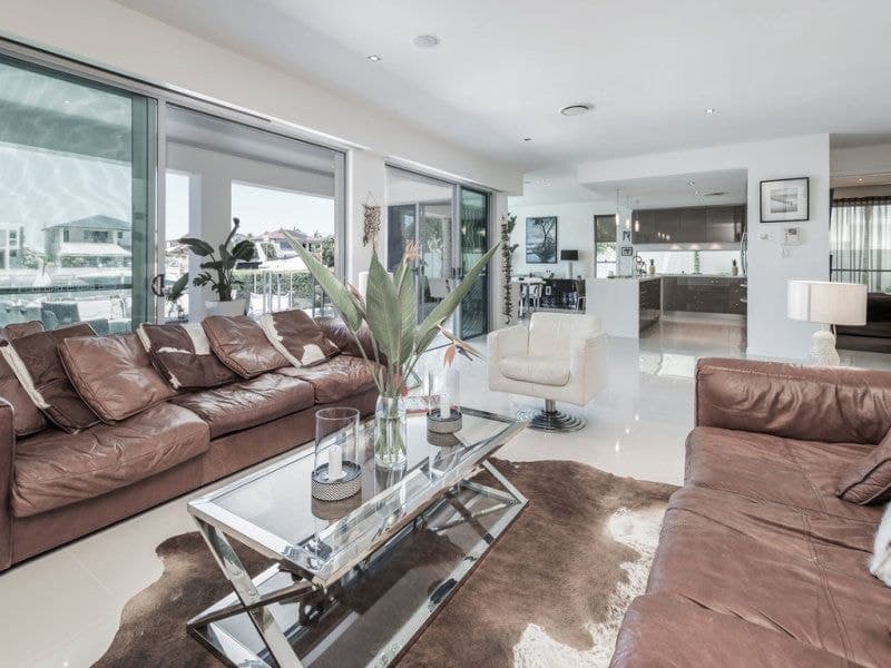 6 Kensington Mews, Sovereign Islands - Thumbnail 8