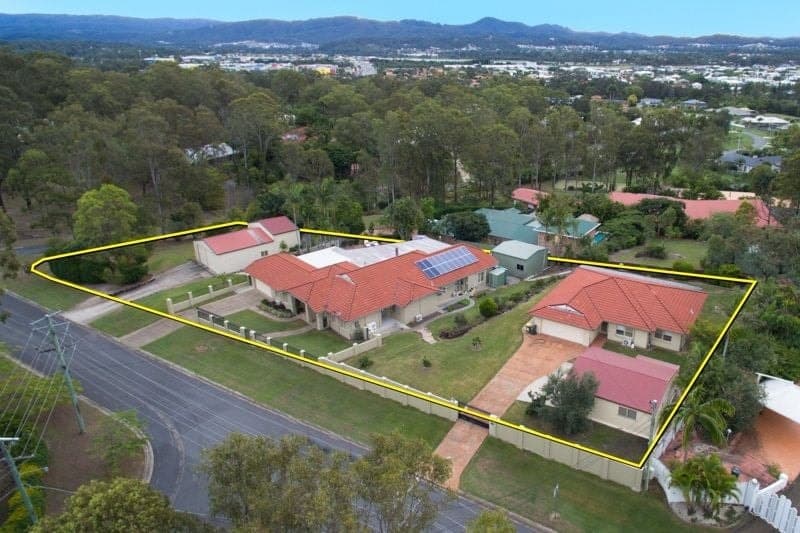 50 Clarence Drive, Helensvale - Thumbnail 2