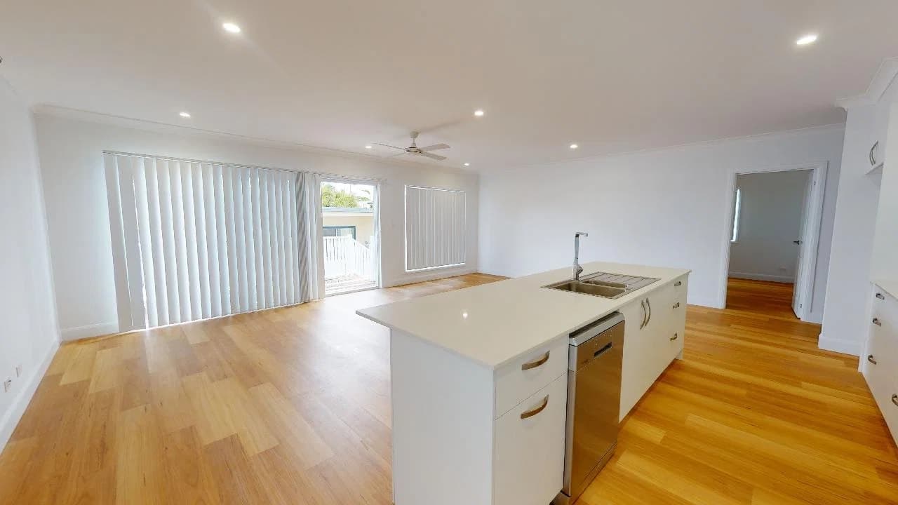 25 Twelfth Ave, Palm Beach, QLD, 4221, Palm Beach - Thumbnail 3