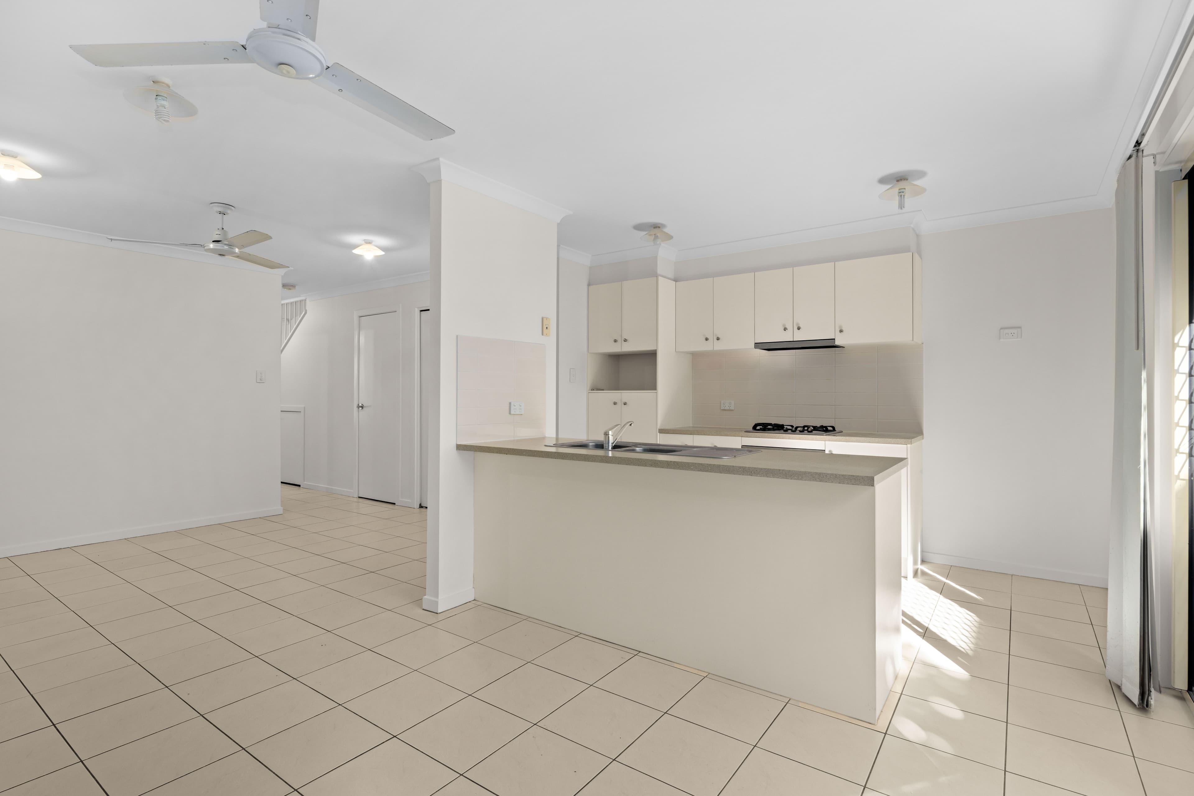 2/30 Seashell Avenue, Coomera QLD 4209, Coomera - Thumbnail 6