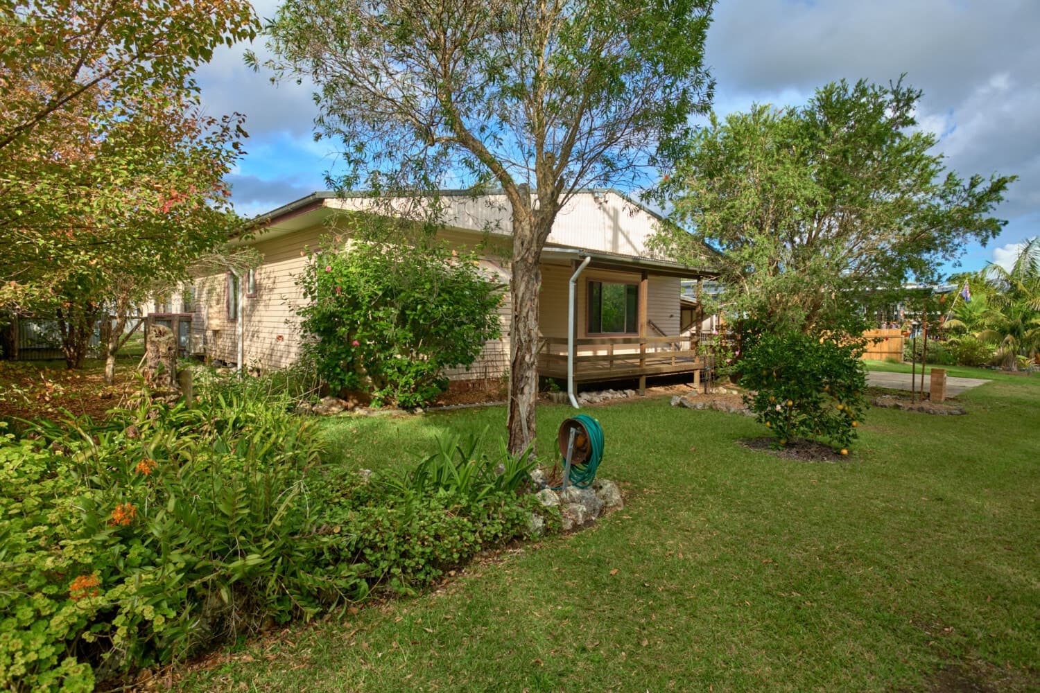T_91 “ The House, That Ray Built ”, Bulahdelah - Image 1