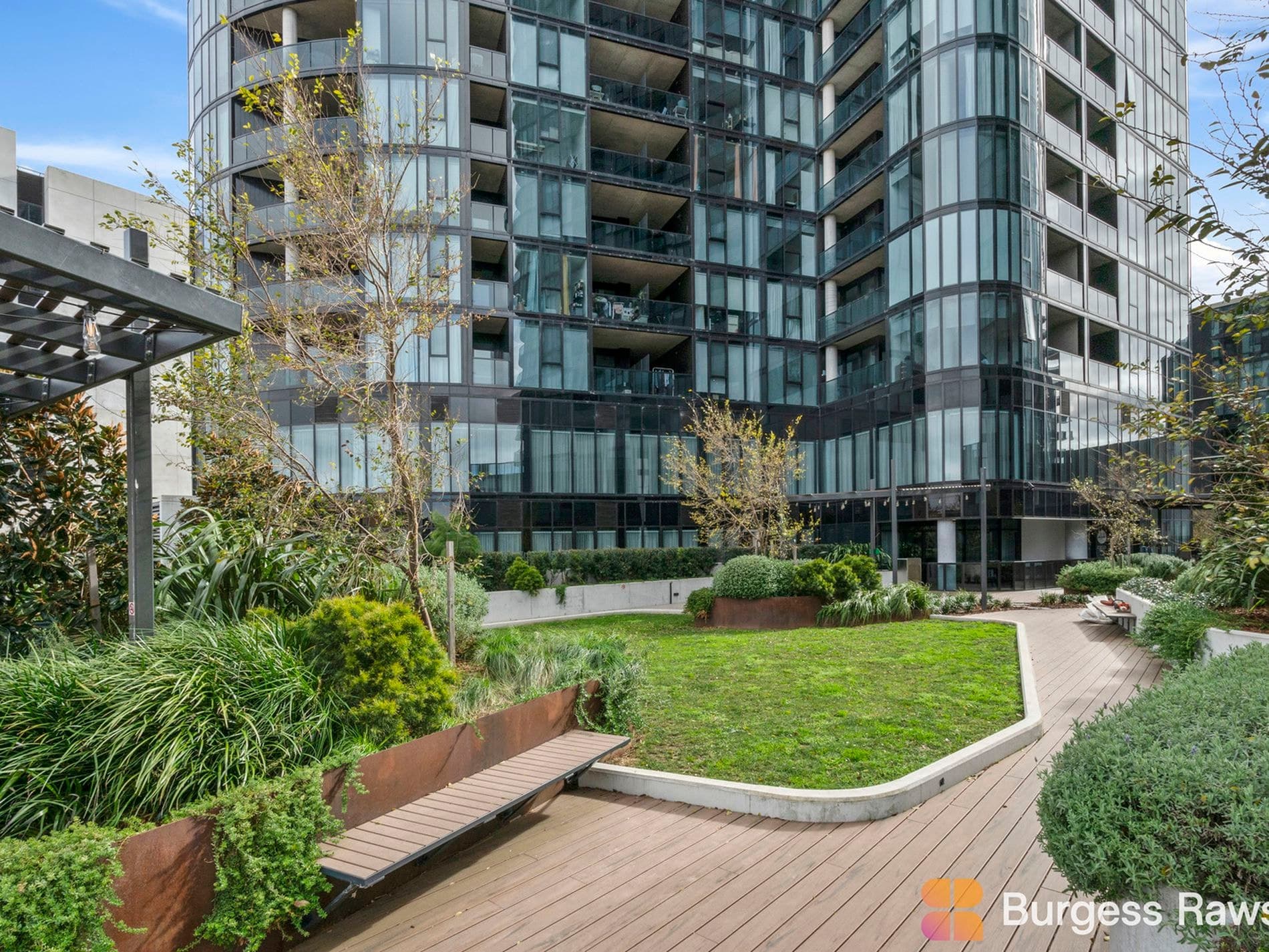 1411 / 3 Grazier Lane, BELCONNEN, Belconnen - Thumbnail 2