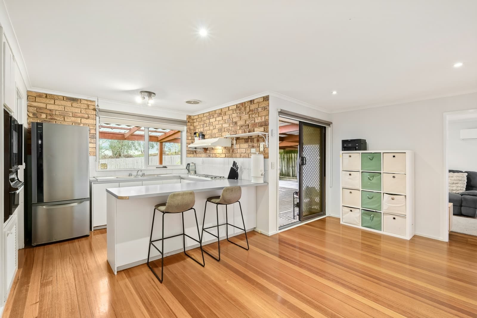 44 Barker Drive, MOOROOLBARK, Mooroolbark - Thumbnail 4
