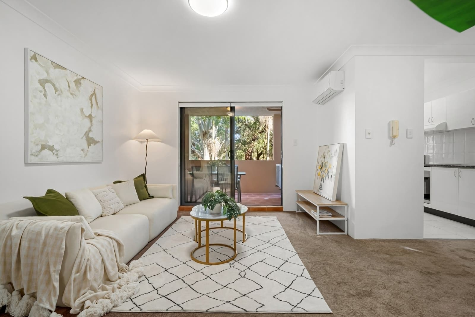 24/6-14 Park Street, SUTHERLAND, Sutherland - Image 1