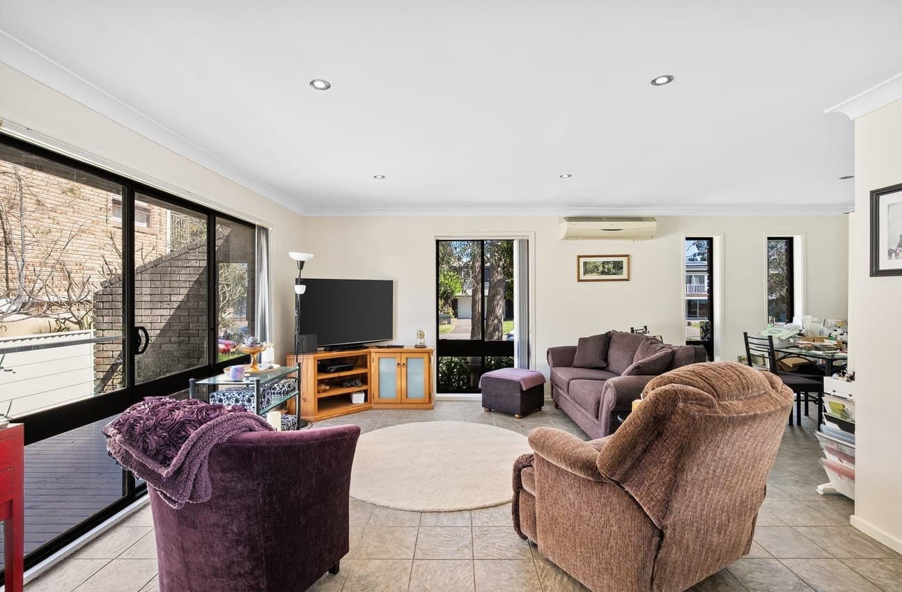 8 Royle Street, Chittaway Bay, NSW, 2261, Chittaway Bay - Thumbnail 2