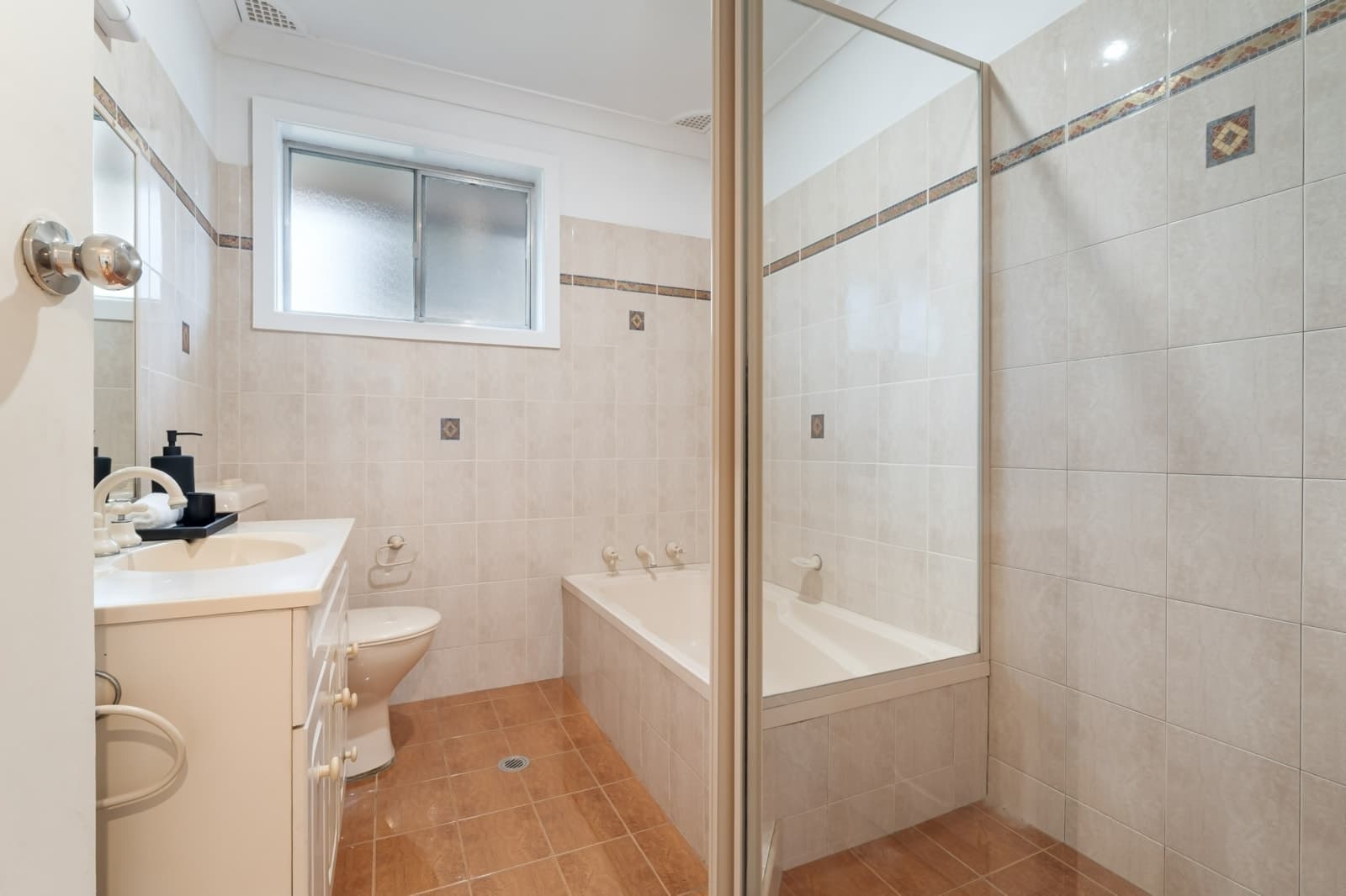 6/15 Doyle Road, REVESBY, Revesby - Thumbnail 6