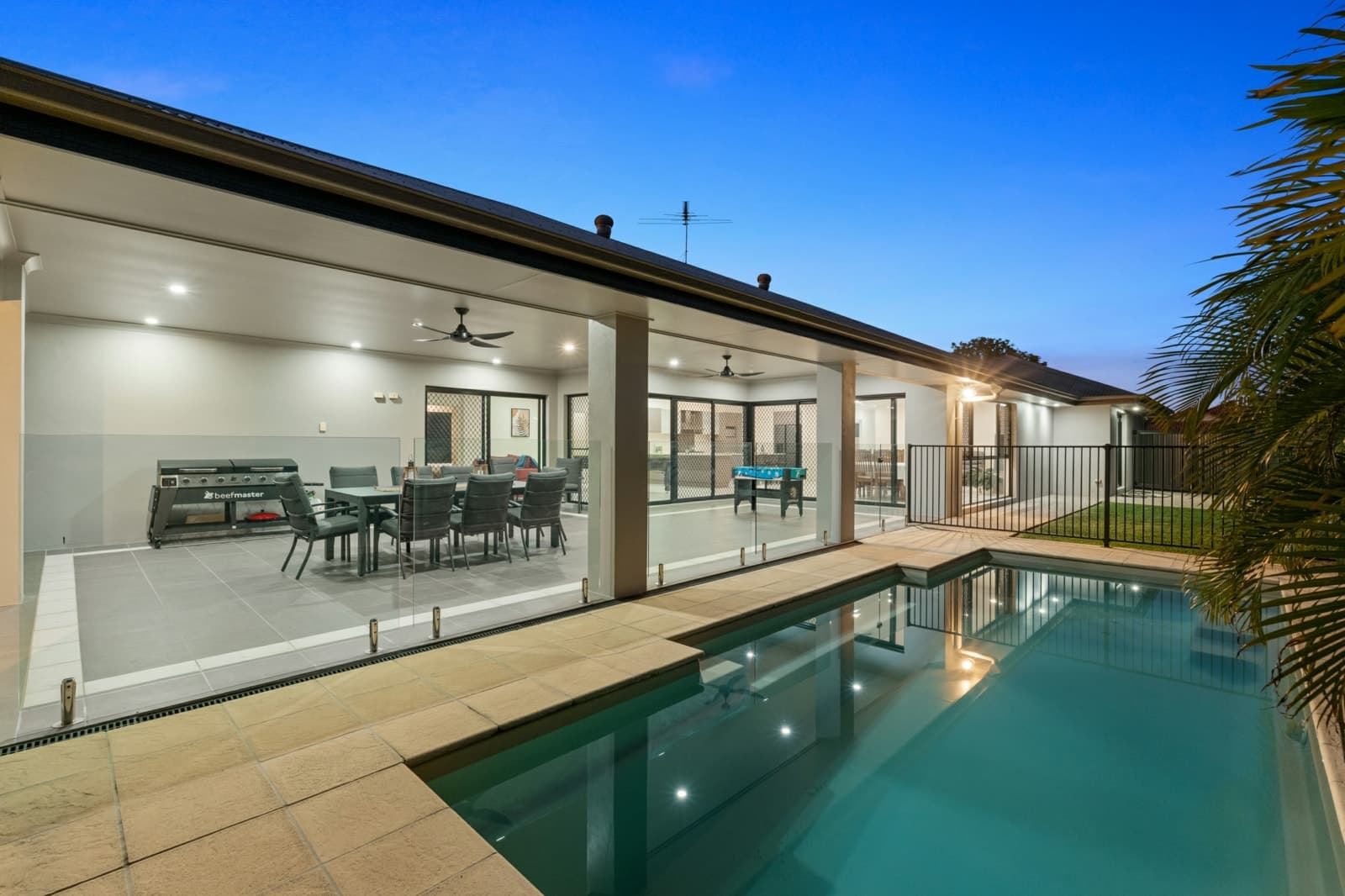11 Auclair Street, CABOOLTURE, Caboolture - Thumbnail 2