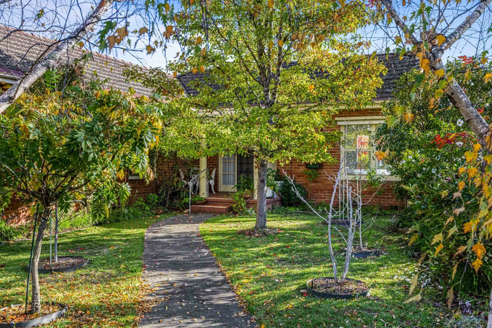 11 Forest Street, LAKE WENDOUREE, Lake Wendouree - Thumbnail 2