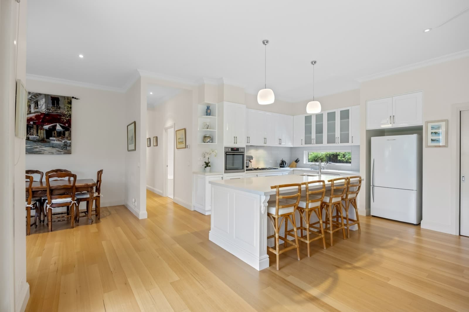 11 Forest Street, LAKE WENDOUREE, Lake Wendouree - Thumbnail 4