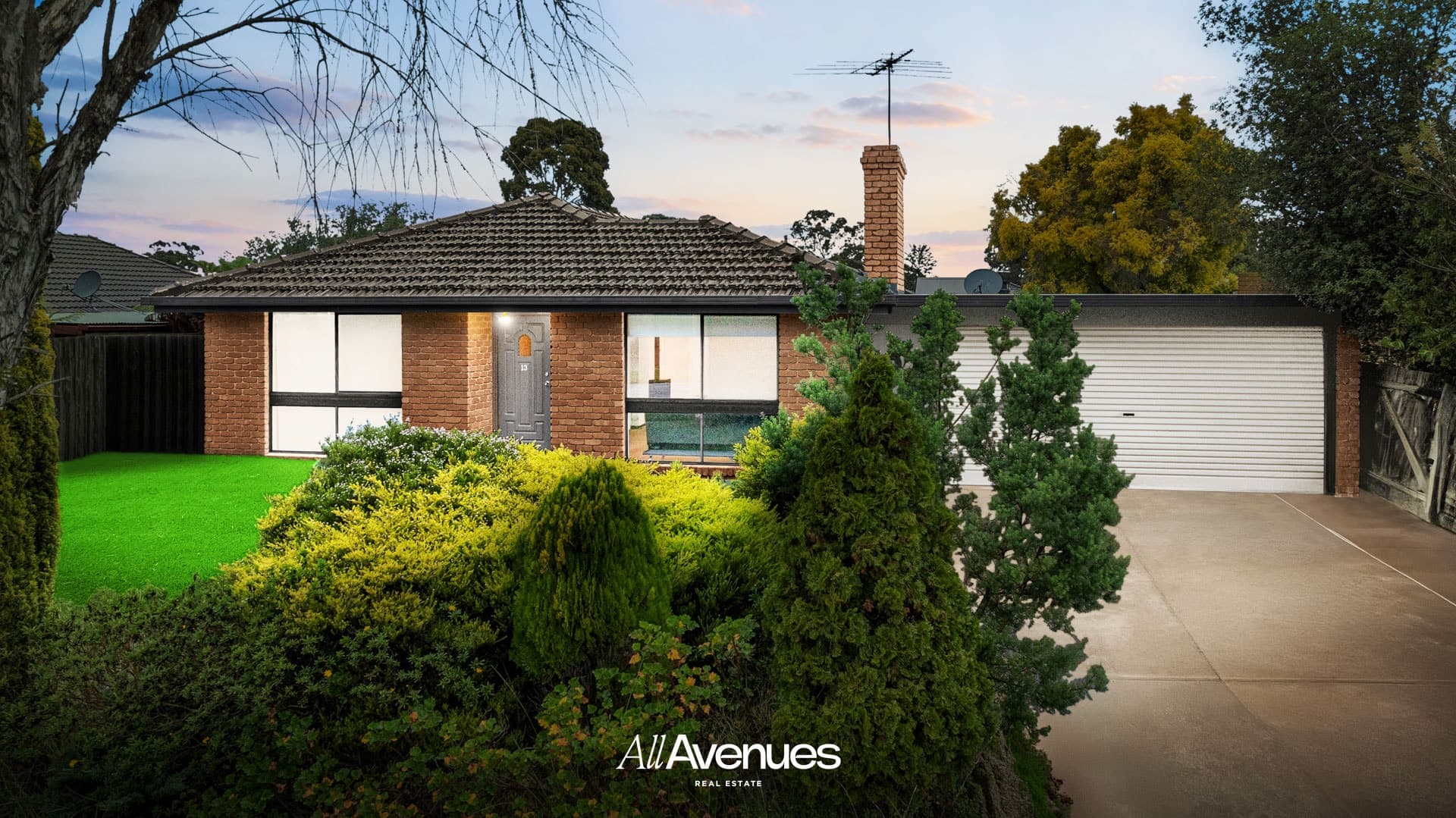 13 Barrington Dr, Pakenham - Image 1