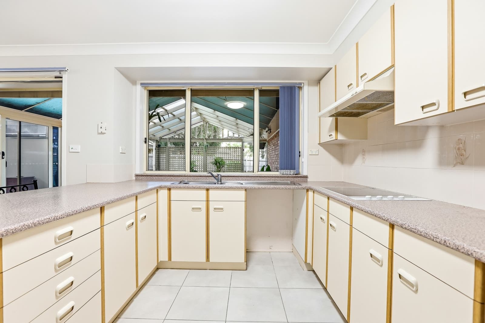 30 Pottery Circuit, WOODCROFT, Woodcroft - Thumbnail 5