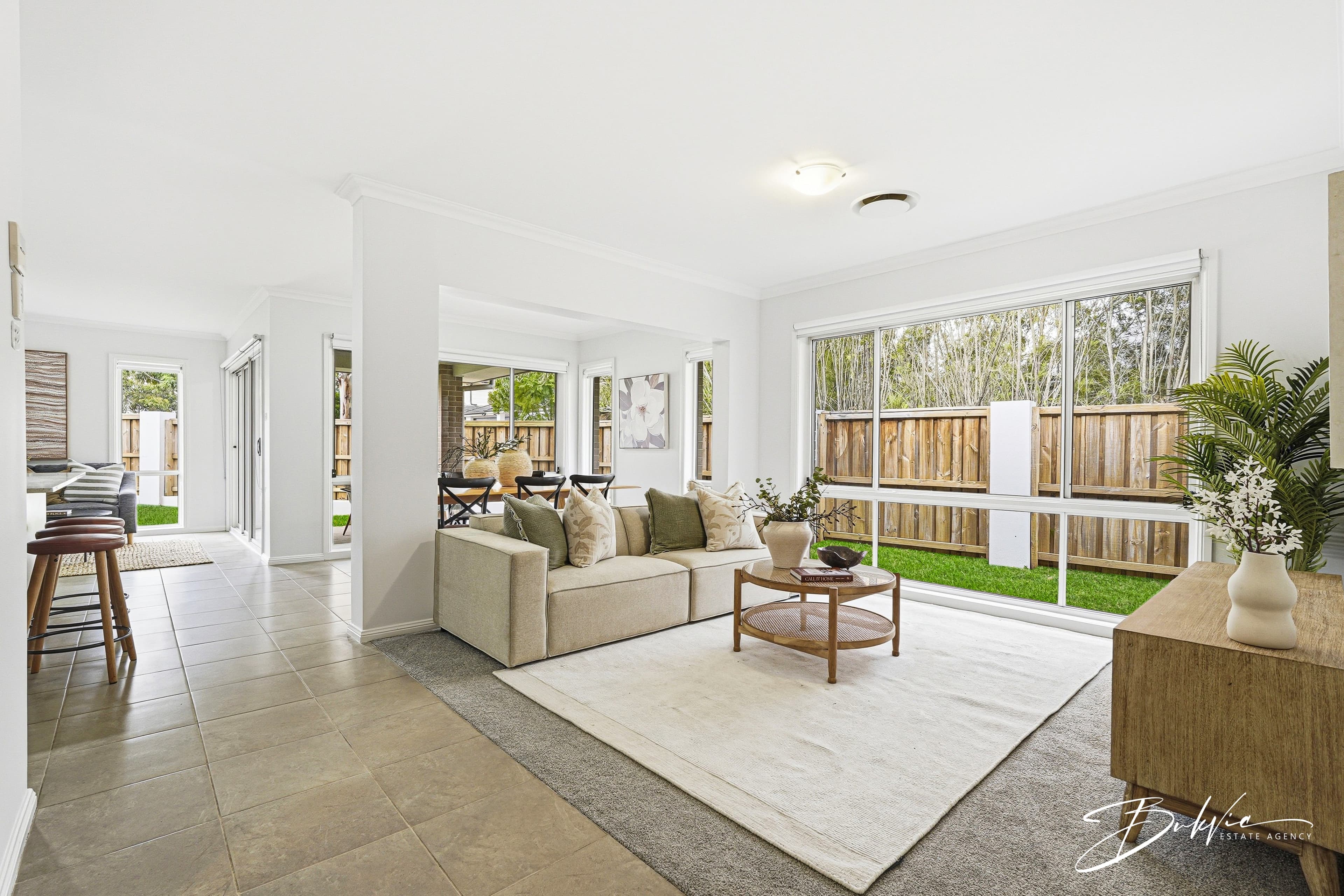 44 Riverbank Drive, The Ponds - Thumbnail 2