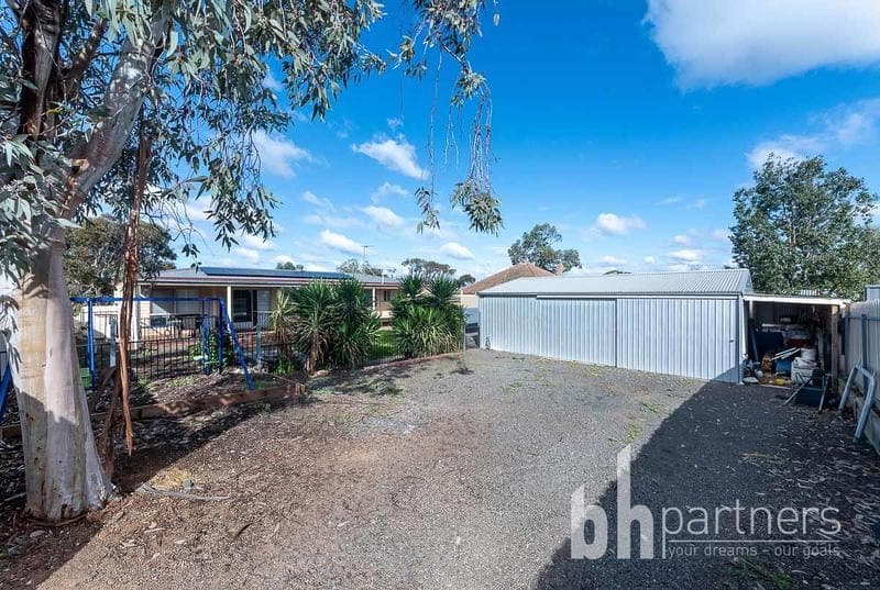 23 Walker Avenue, Mannum SA, Mannum - Thumbnail 3