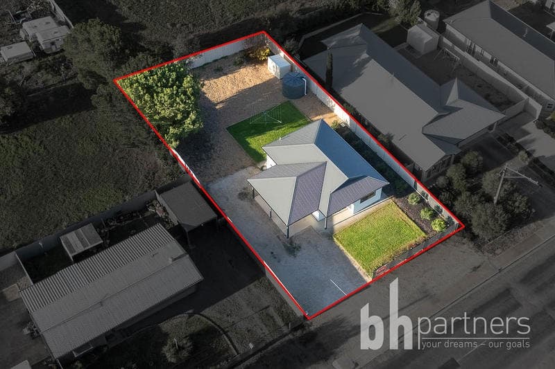 31 North Terrace, Mannum SA, Mannum - Thumbnail 2