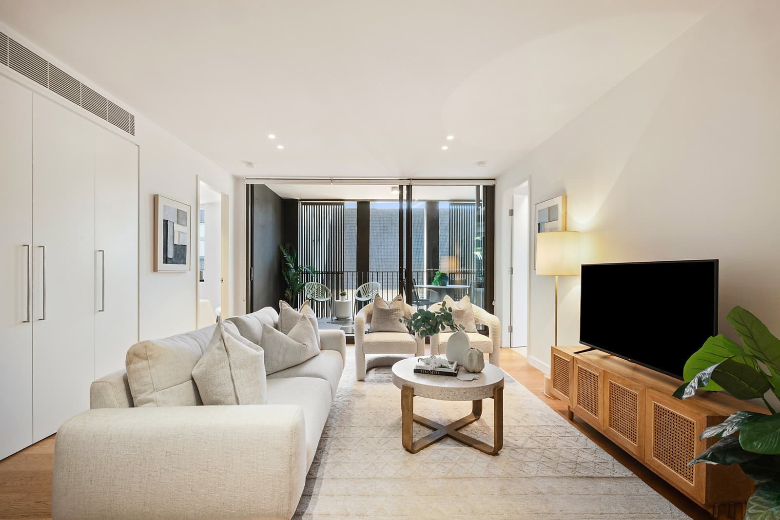 101/13 Whistler Street, Manly, Manly - Thumbnail 2