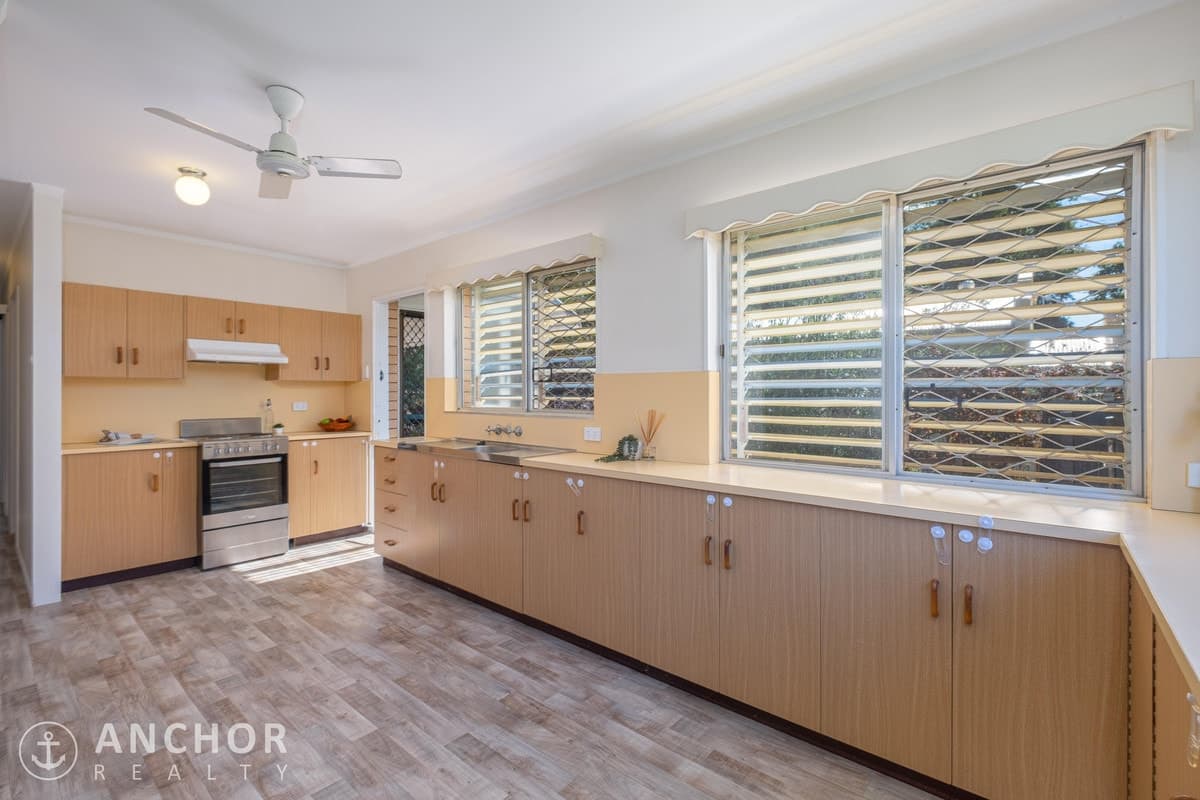64 Lawrence Street, GYMPIE, Gympie - Thumbnail 5