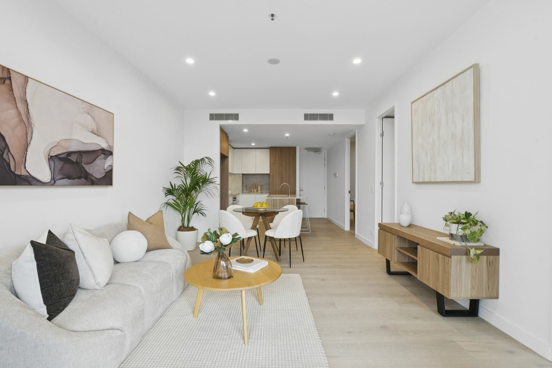 252/62 Constitution Avenue, Parkes, Parkes - Thumbnail 2