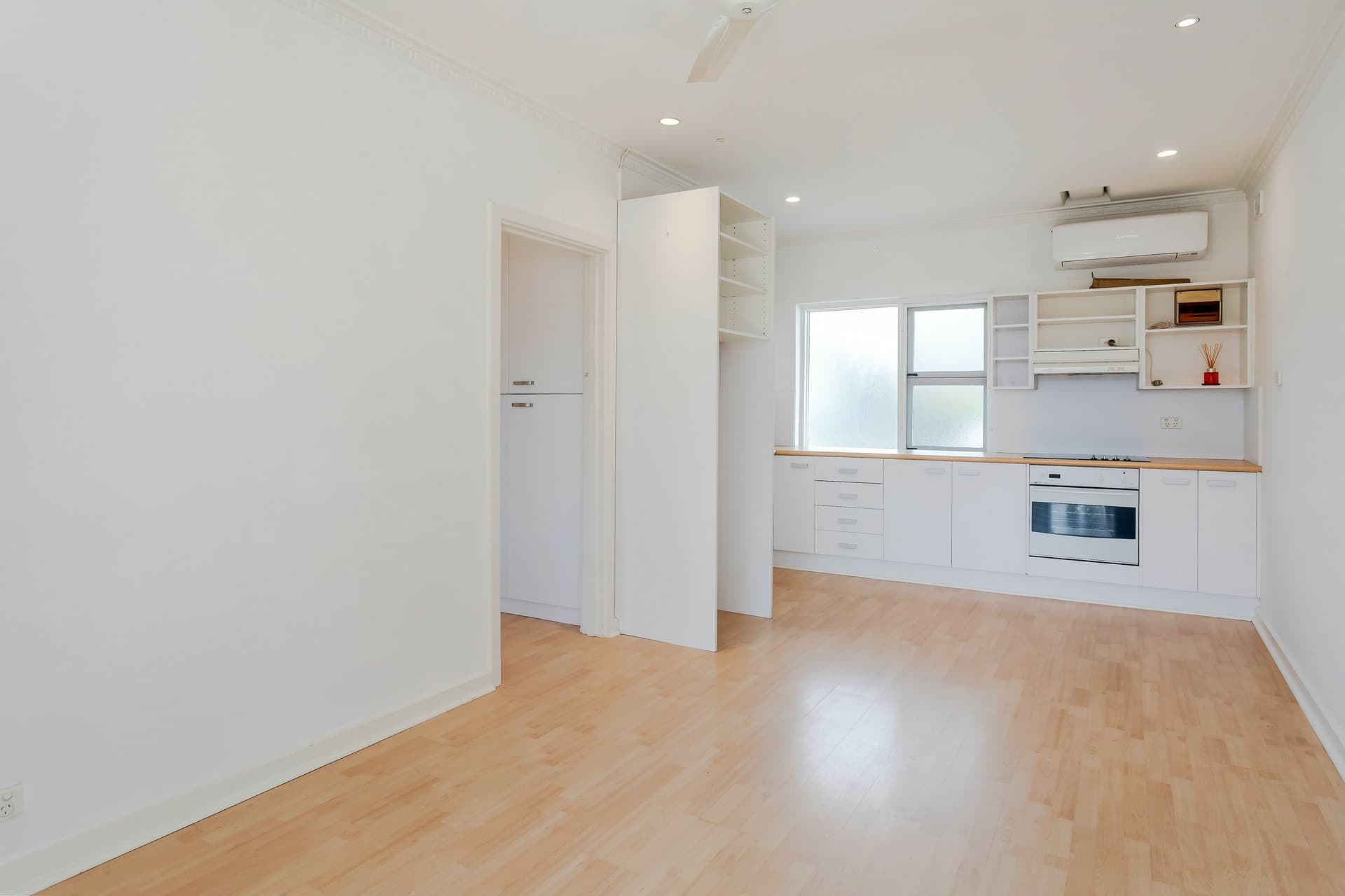 6/8A Jervois Street, Glenelg North, Glenelg North - Thumbnail 2