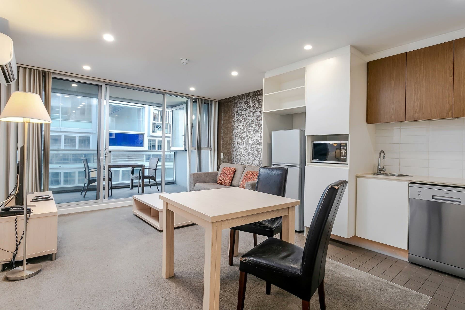 522/185 Morphett Street, Adelaide, Adelaide - Thumbnail 2
