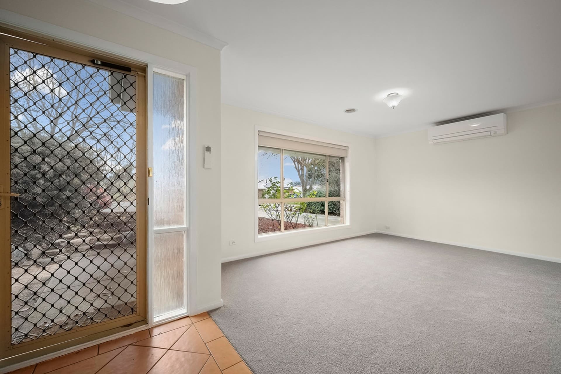 8 Corella Place, Ngunnawal, Ngunnawal - Thumbnail 2