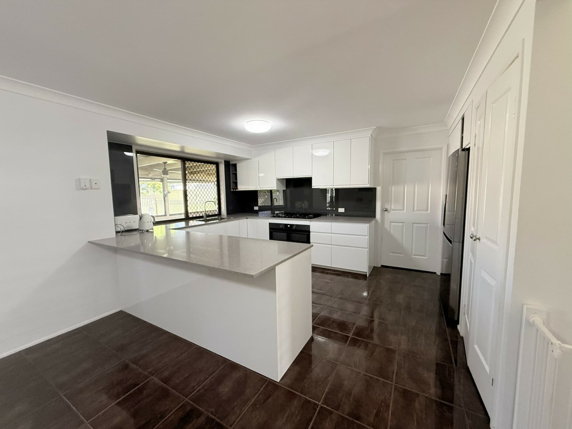 21 Palmridge Court, Deception Bay, Deception Bay - Thumbnail 2