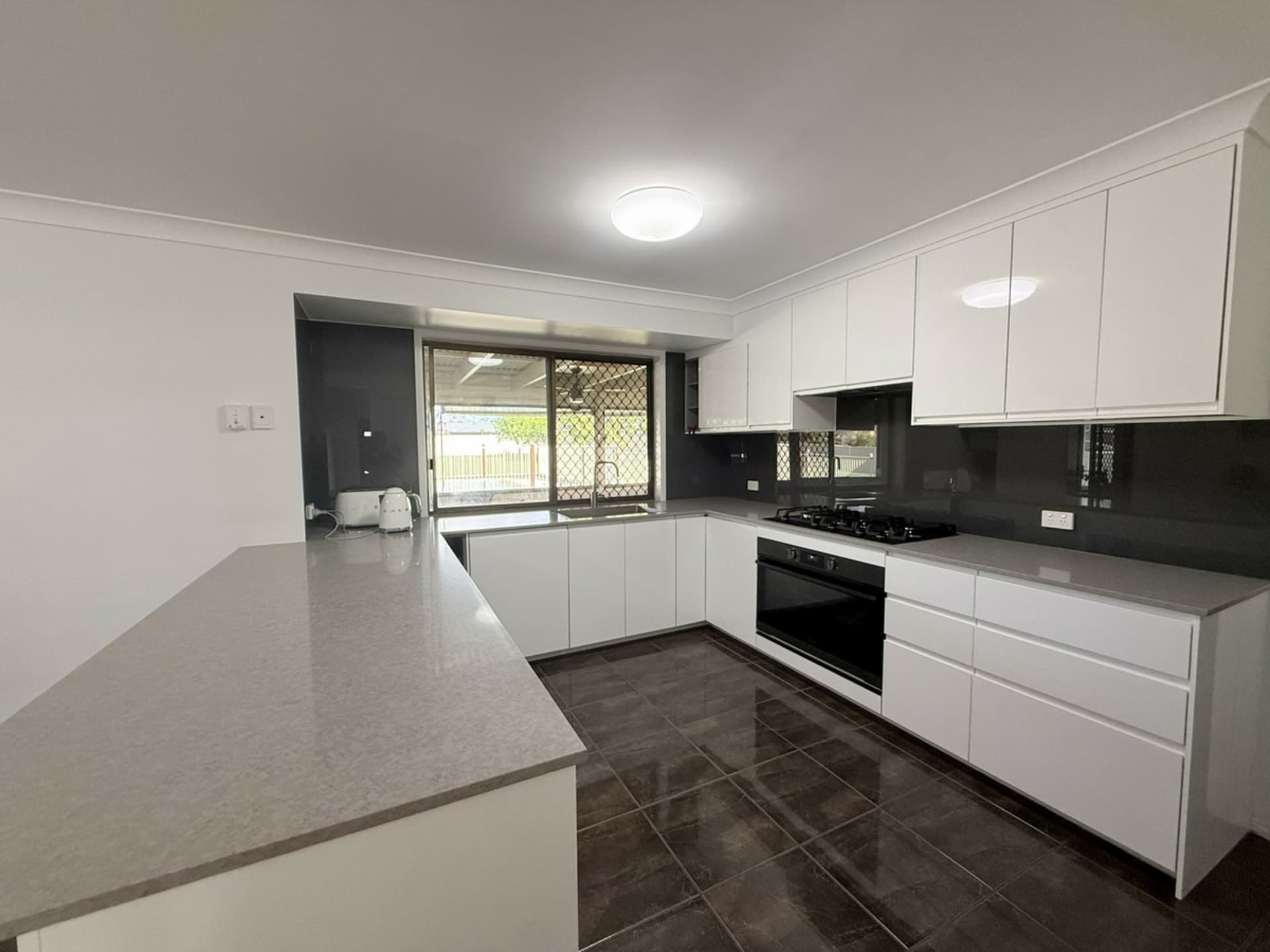 21 Palmridge Court, Deception Bay, Deception Bay - Thumbnail 3