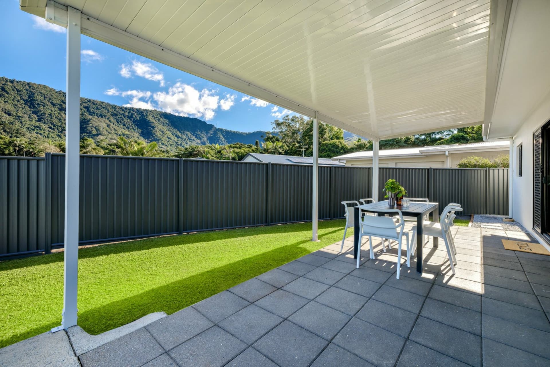 8A Viola Close, Bayview Heights, Bayview Heights - Thumbnail 4