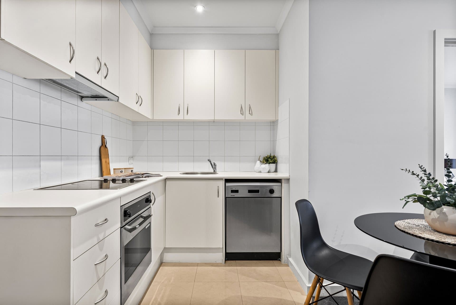 112/445 Royal Parade, Parkville - Thumbnail 3