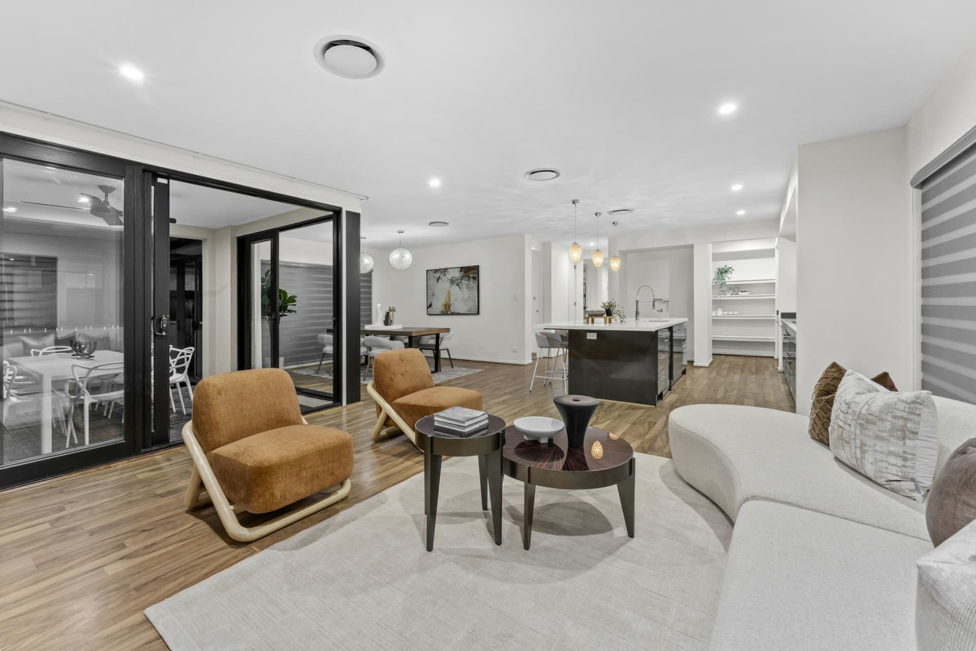 64 Marcus Drive, Regents Park, Regents Park - Thumbnail 5