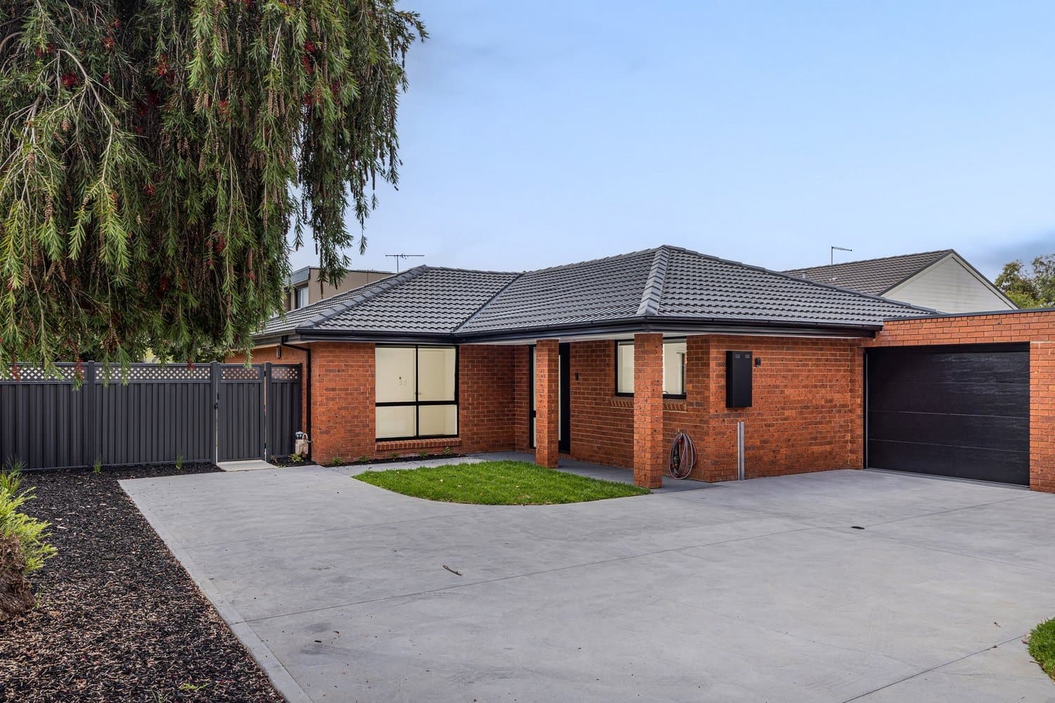 2/19 Toolern St, Melton South VIC 3338, Melton South - Image 1